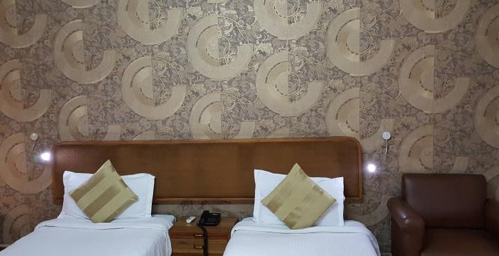 Oyo 15791 Flagship Hotel Executive Hazratganj Lucknow Bagian luar foto